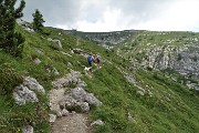 95 Sul sent. 222 (basso) del Sentiero dei fiori, risalendo a Capanna 2000